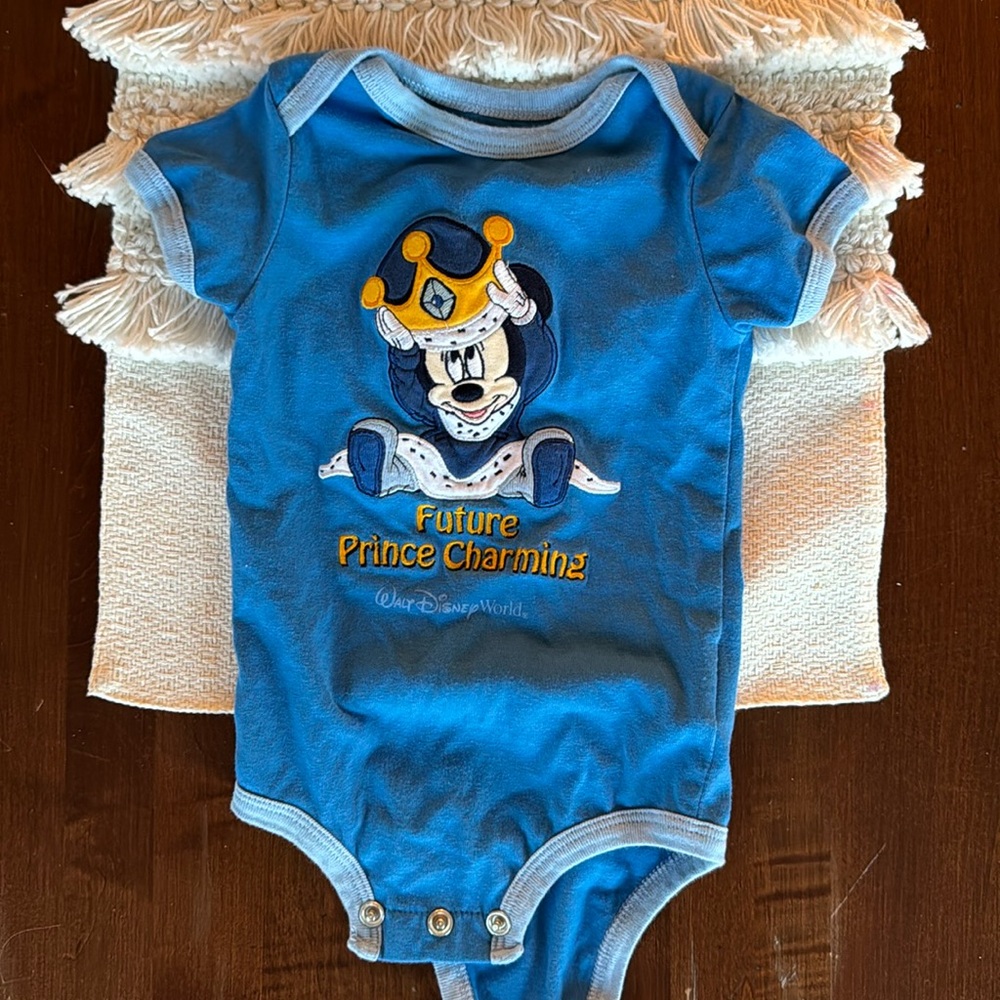 Disney Parks “Future Prince Charming” appliqué onesie 12months - excellent UC